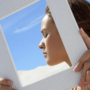 L’Oreal Debuts Stretchable, Wearable UV Monitor