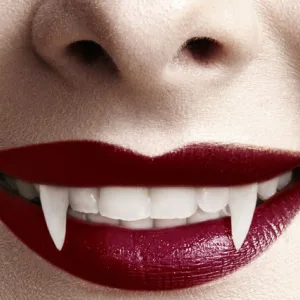 Albuquerque Salon Owner Behind 'Vampire Facials' Takes Plea