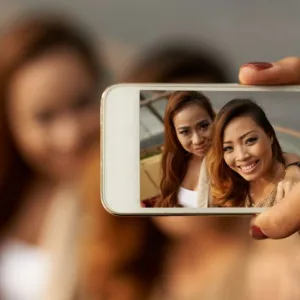 Noninvasive Treatments to Improve Clients' Selfies