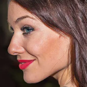 Botox Can Keep The Dentist Away And Soften Your Jawline, Too