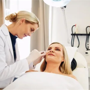 The Different Types of Extractions All Estheticians Should Know