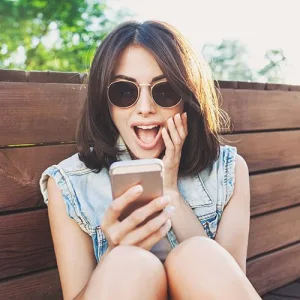 Everything You Need to Know About Tech Neck