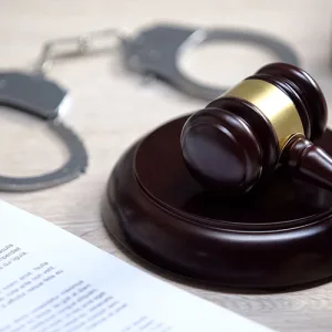 Fake Doctor who Pled Guilty to Unlicensed Botox, Thread-lift Procedures Charged with Trying to Open New Botox Business Less Than Two Weeks after Being Released from Prison