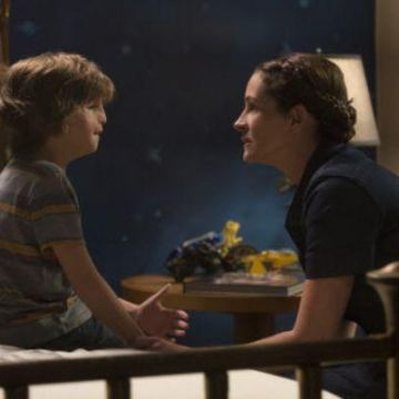 636476400084074369 AP FILM B